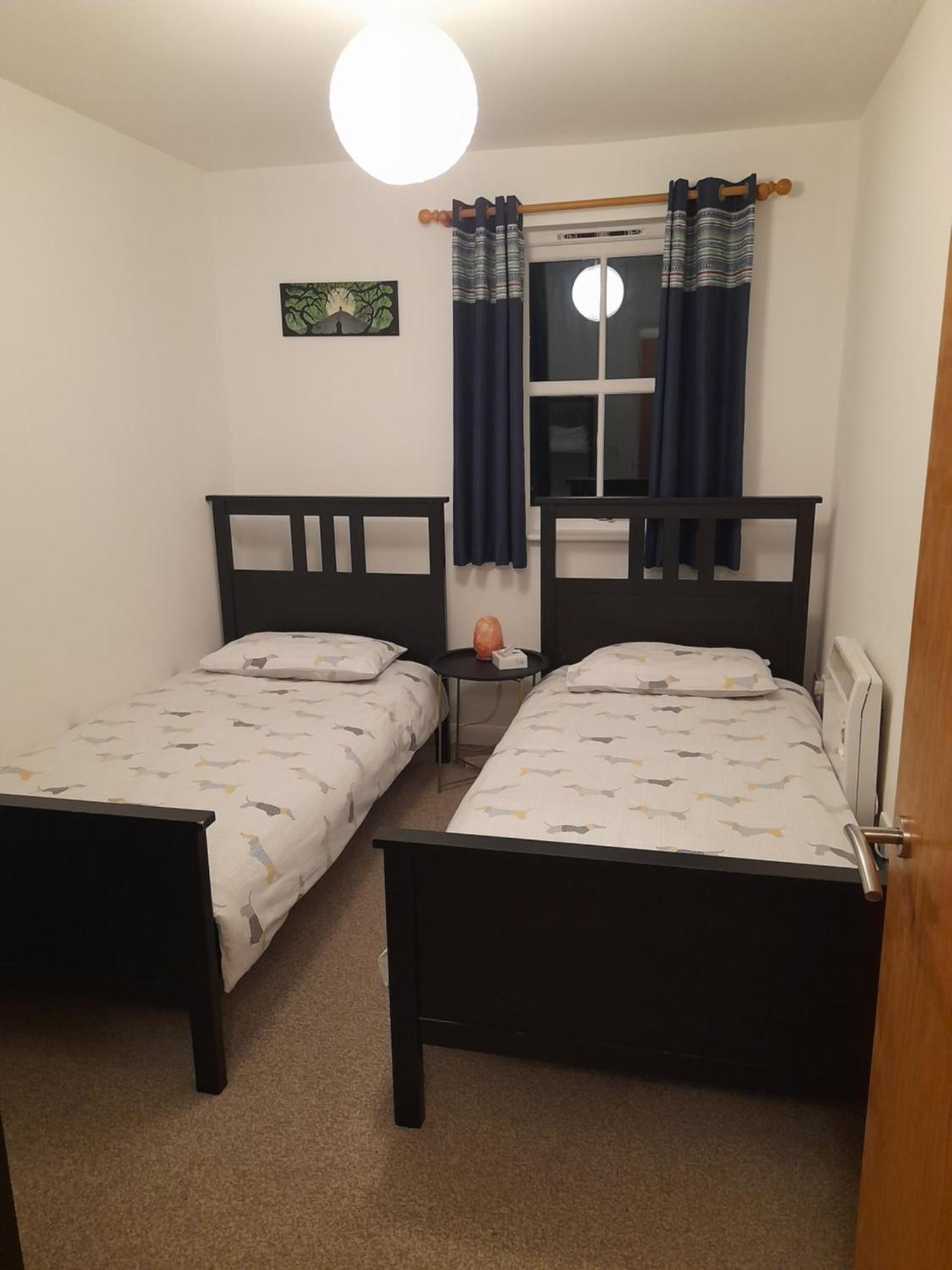 Glastonbury Town Center-Entire Apartment Екстериор снимка