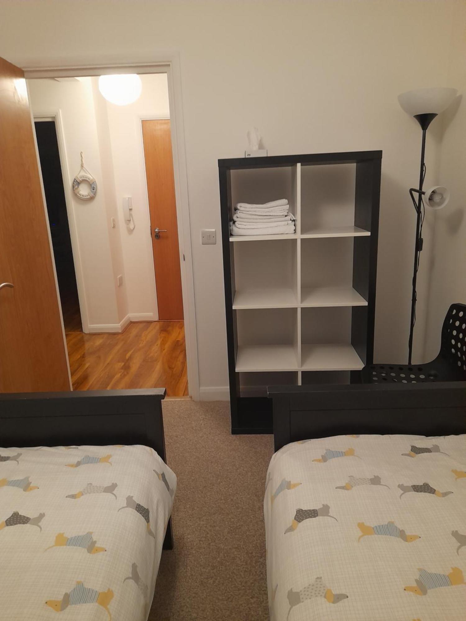 Glastonbury Town Center-Entire Apartment Екстериор снимка